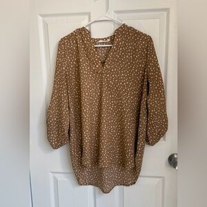 Relaxed V-Neck Tunic in Golden Earthy Tones